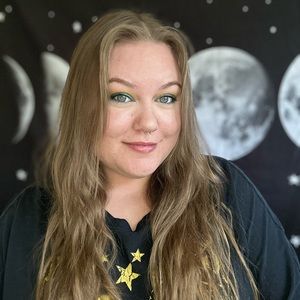 Meet your Posher, Samantha